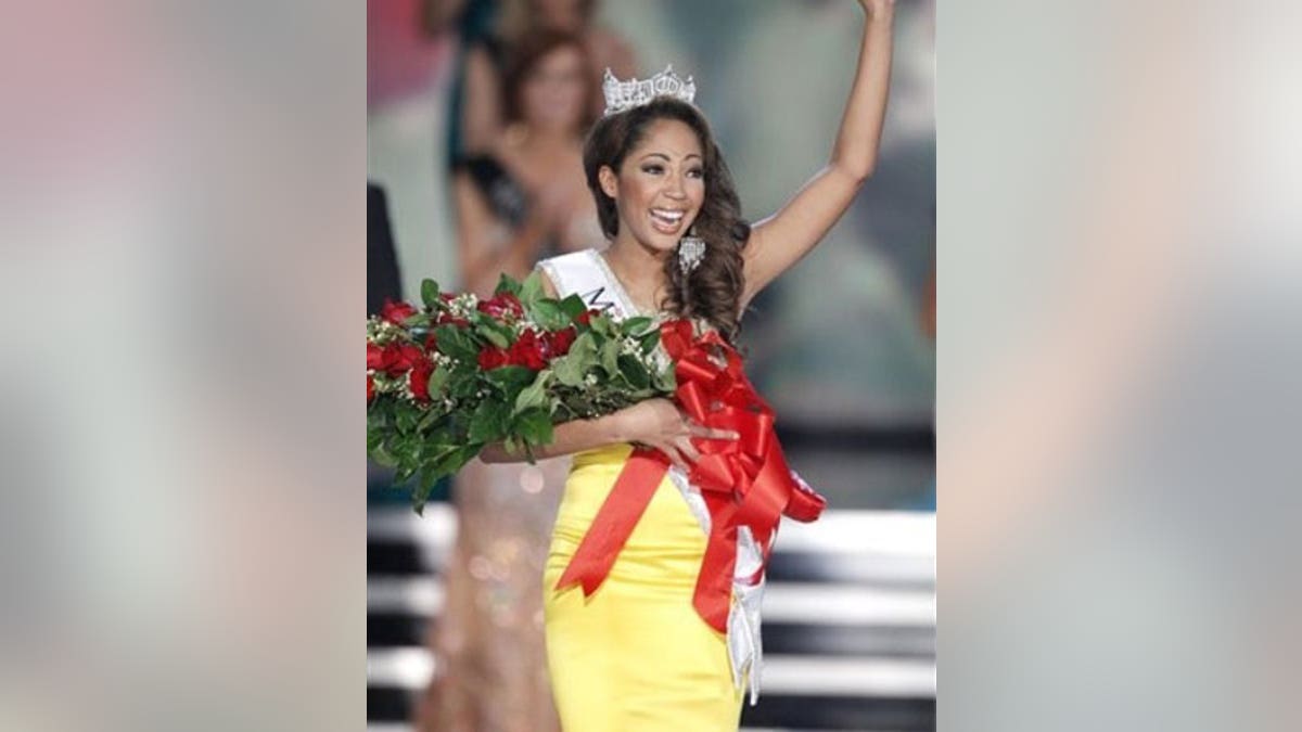 04c19e07-Miss America