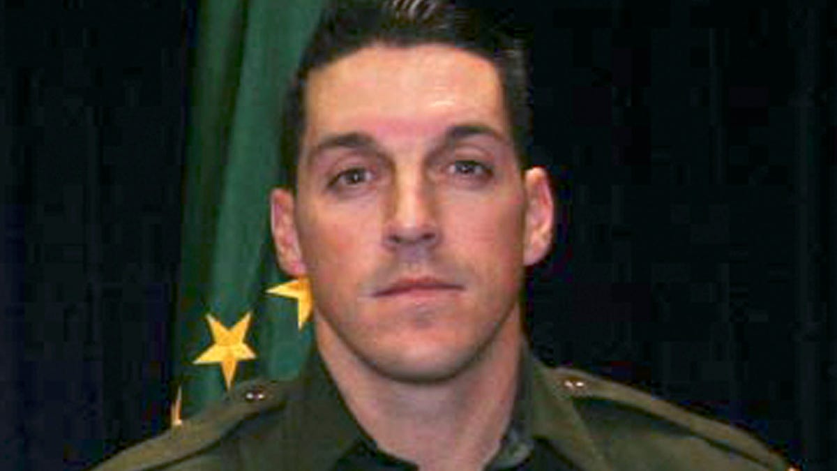 0ac2bbfe-Border Agent Killed