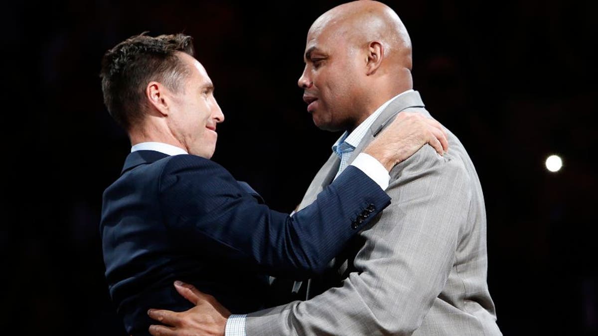 Steve Nash video: Two-time MVP inducted into Suns Ring of Honor - Sports  Illustrated