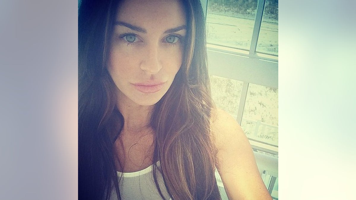 Body of exPlayboy model found strangled in Philadelphia home, police(00)