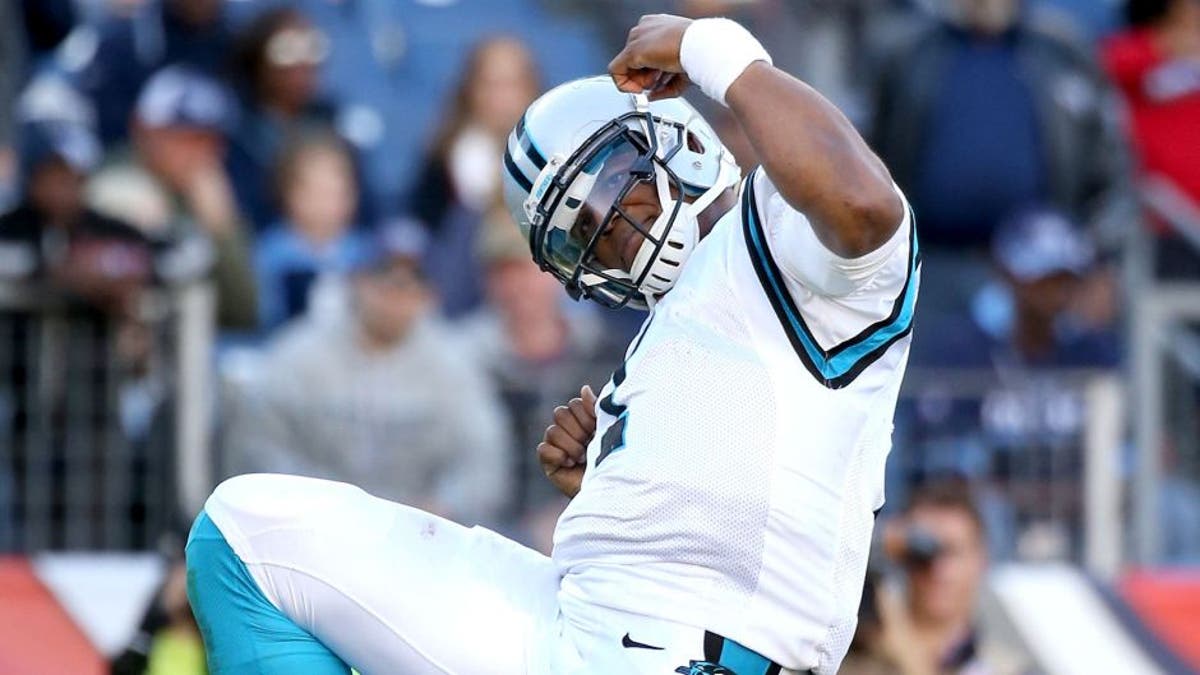 Cam Newton Touchdown Celebration NFL Carolina Panthers - Cam