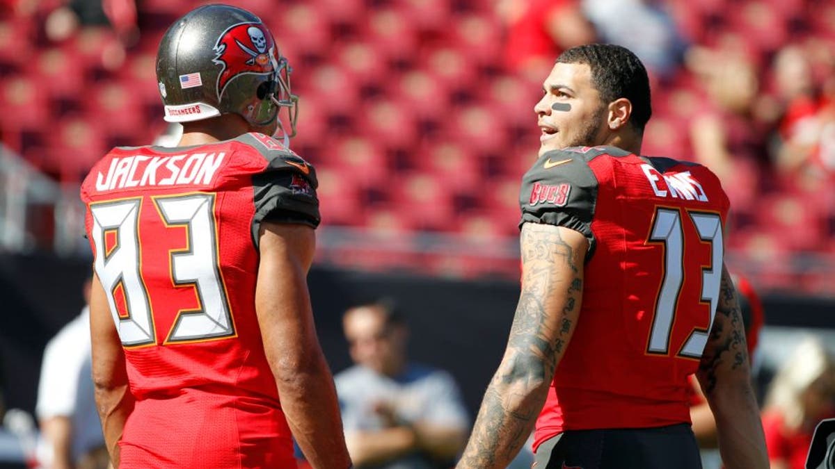 Ochocinco doesn't know how teams can cover Mike Evans, Vincent Jackson