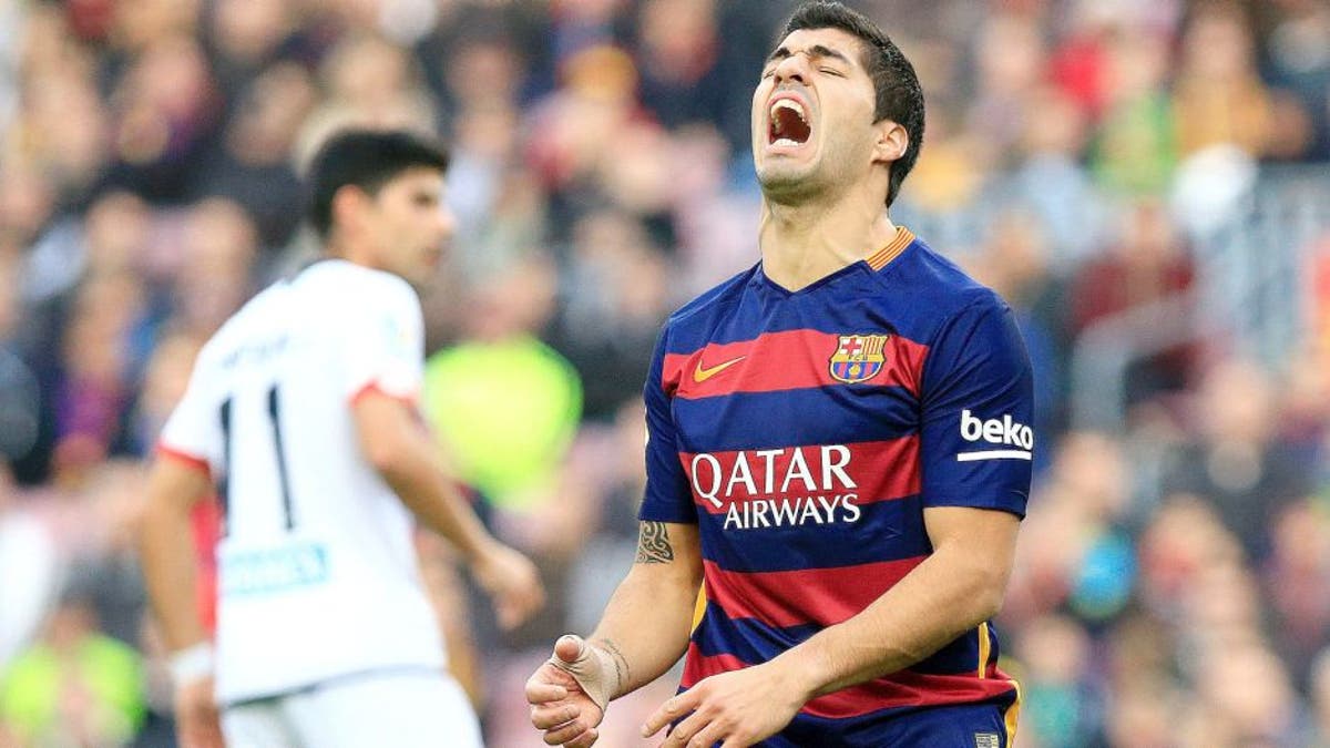 Barca membiarkan kemenangan berlalu begitu saja ketika Deportivo yang penuh semangat dengan berani meraih satu poin