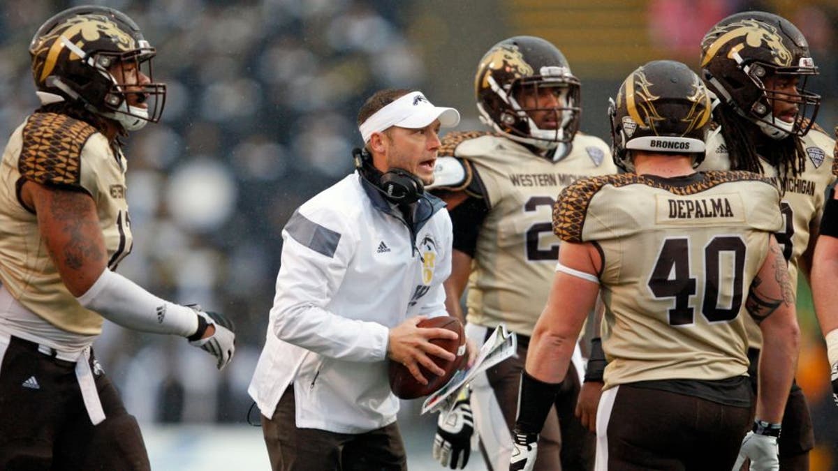 W. Michigan mengakhiri kesia-siaan mangkuk, menduduki puncak Tennessee Tengah di Bahamas Bowl