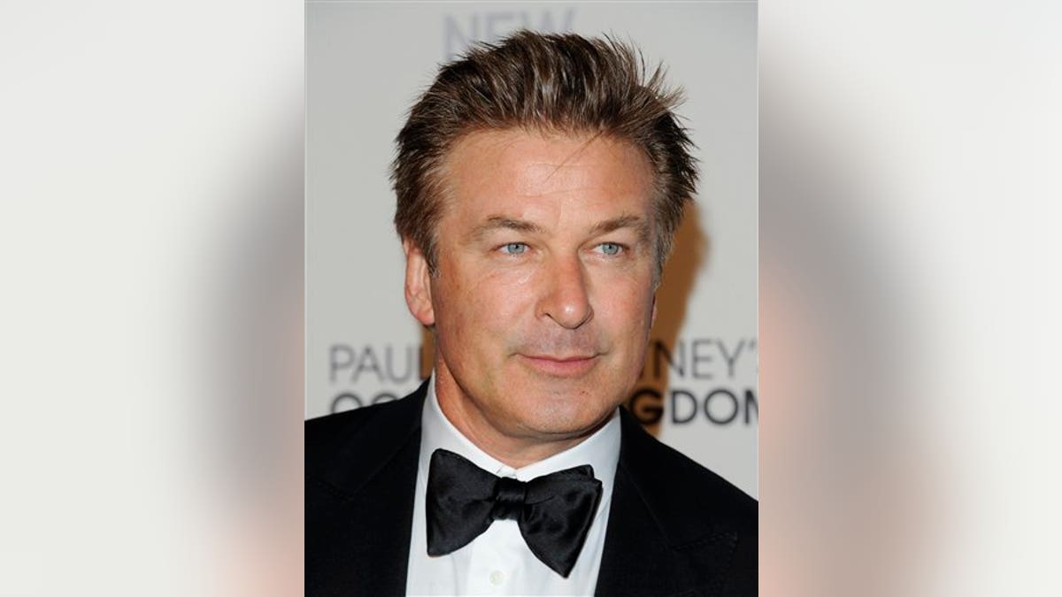 f33b9ef5-People Alec Baldwin