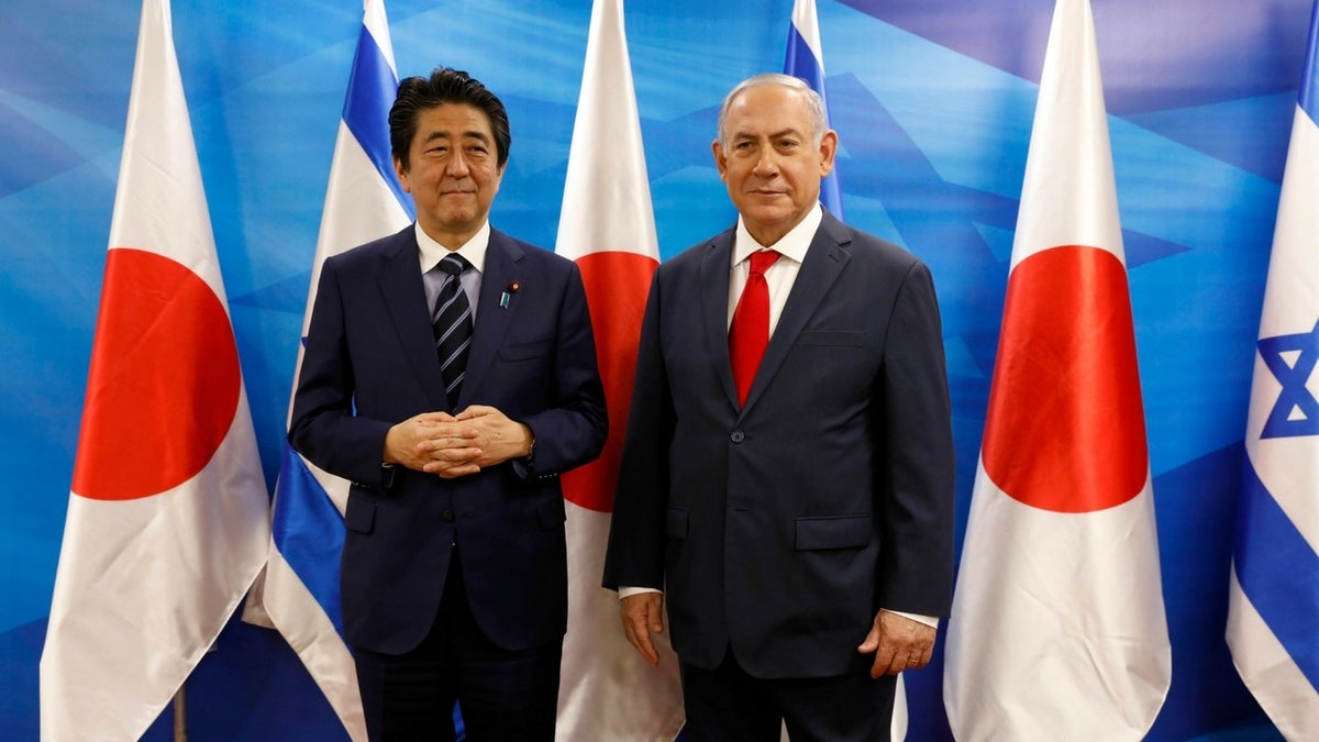 abe and netanyahu