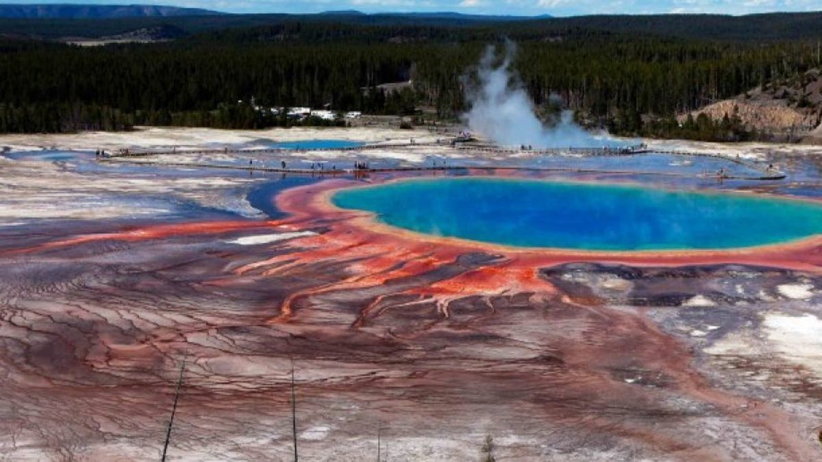 The Grand Prismatic Spring, the largest in the United States and third largest in the world, is seen in Yellowstone National Park, Wyoming, June 22, 2011. Picture taken June 22, 2011. REUTERS/Jim Urquhart/File Photo