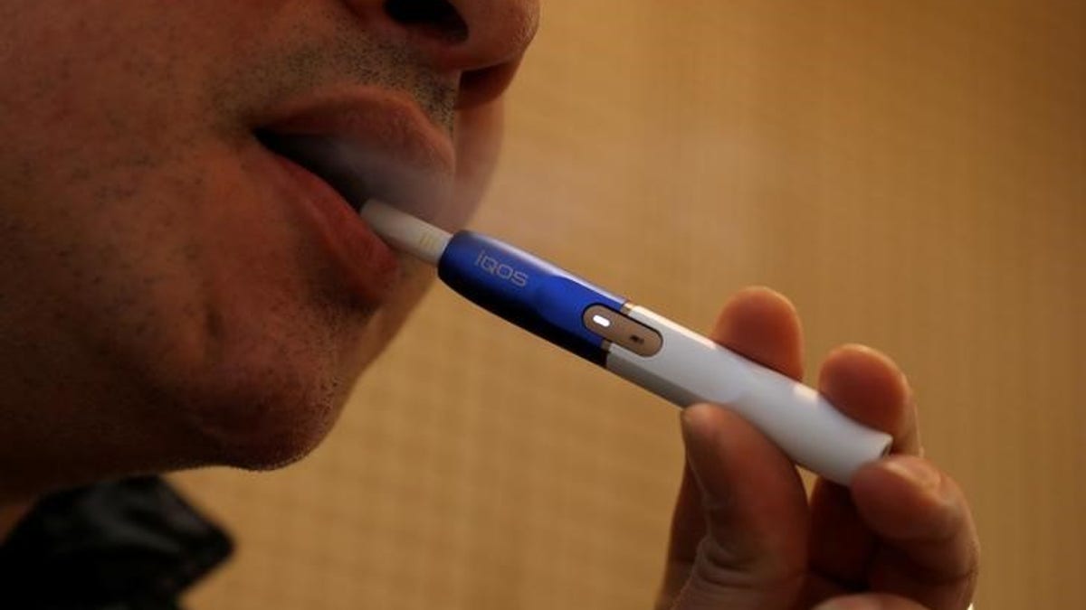 E cigarette users may be less likely to quit smoking says a new