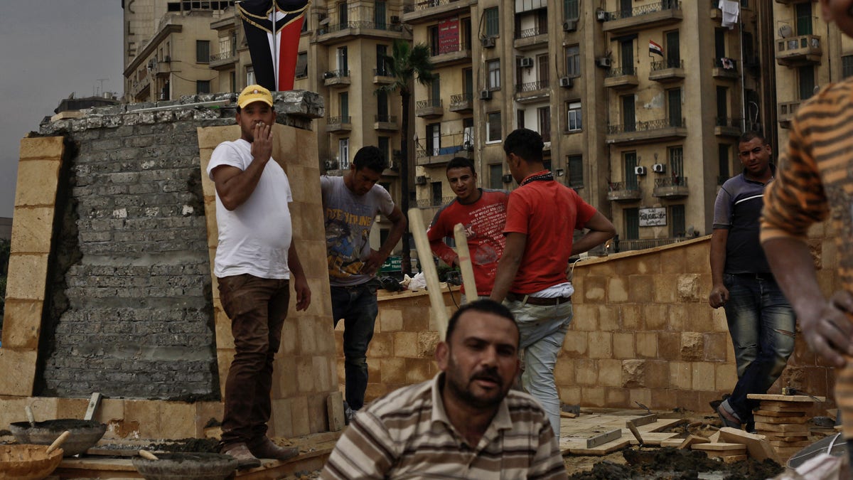 21a6eb20-Mideast Egypt Tahrir Memorial