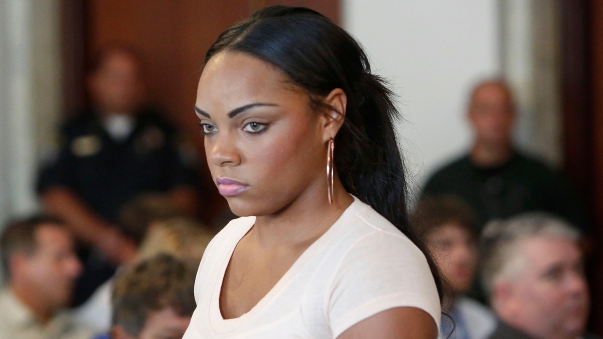 Aaron Hernandez S Girlfriend Wants Perjury Charges Against Her Dropped Fox News
