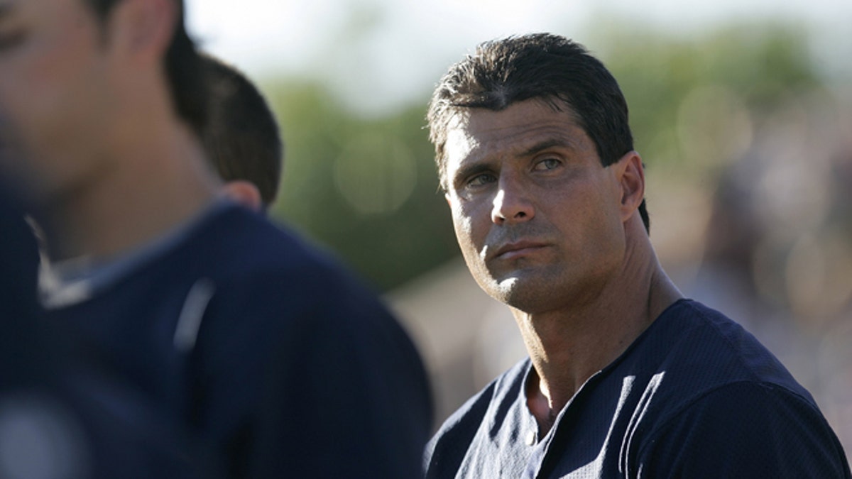 CHICO, CA - JULY 3: Former Major League baseball player Jose Canseco of the San Diego Surf Dawgs is shown during a game against the Chico Outlaws July 3, 2006 in Chico, California. Canseco, the 1988 AL MVP whose autobiography