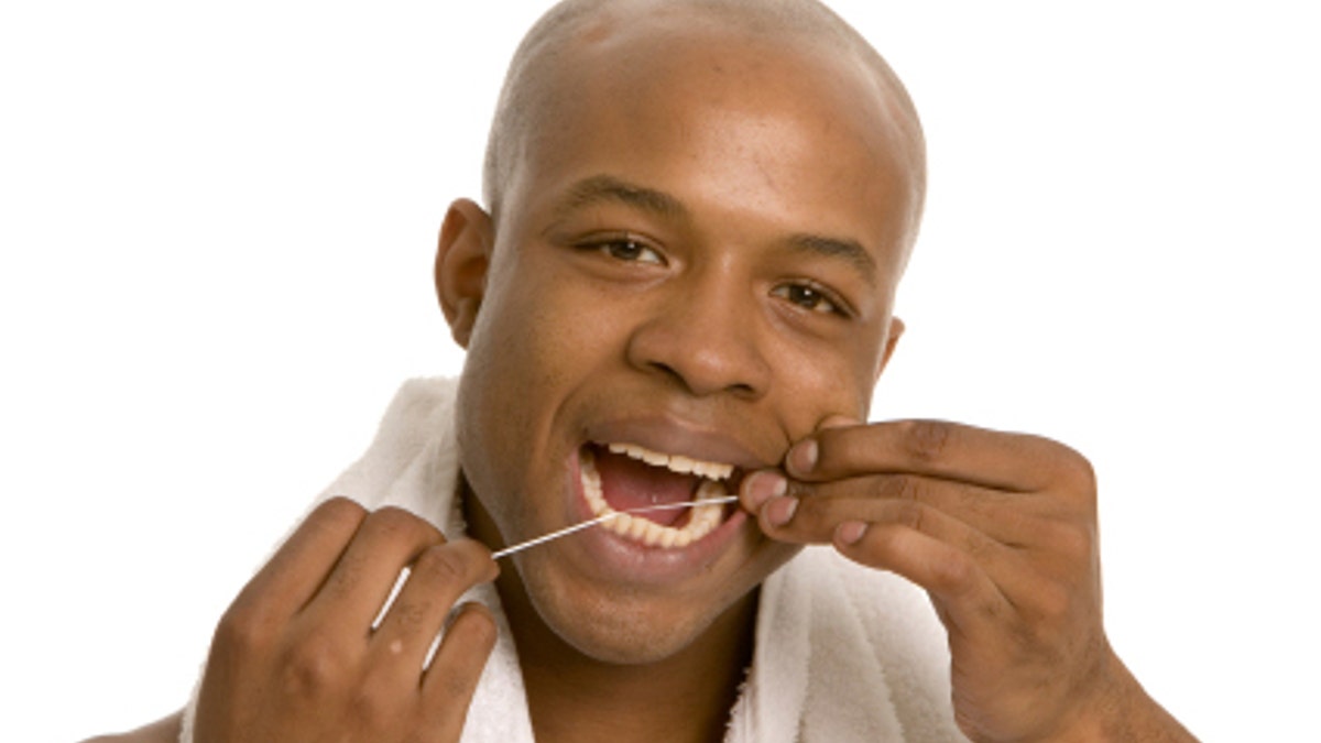 34699066-Flossing