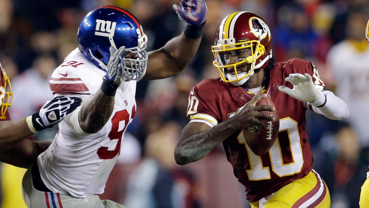 1ec4c333-Giants Redskins Football