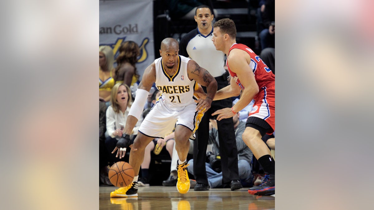 8ea8aff8-Clippers Pacers Basketball