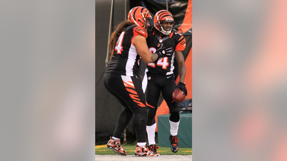 d5e07f0f-Jets Bengals Football