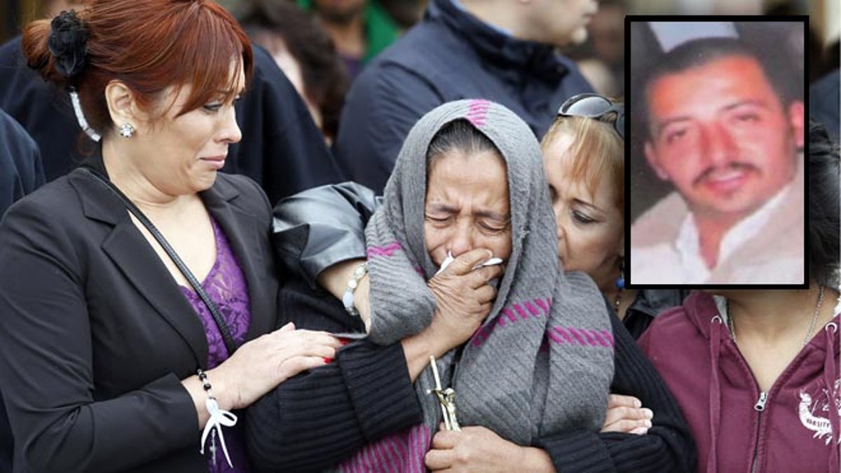 Otopsi kedua menunjukkan imigran Meksiko asal Pasco itu ditembak dua kali dari belakang