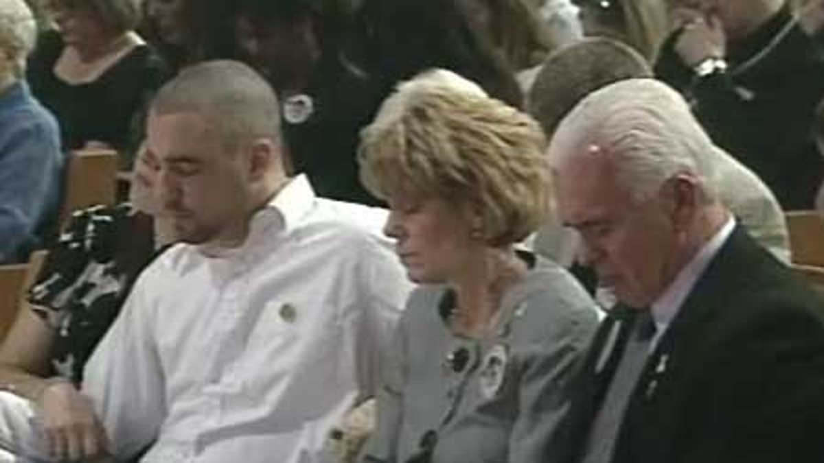george and cindy anthony at memorial for caylee