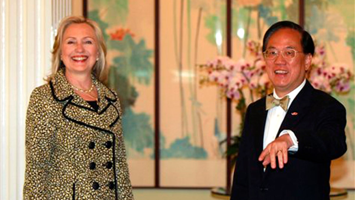 Hong Kong US Clinton