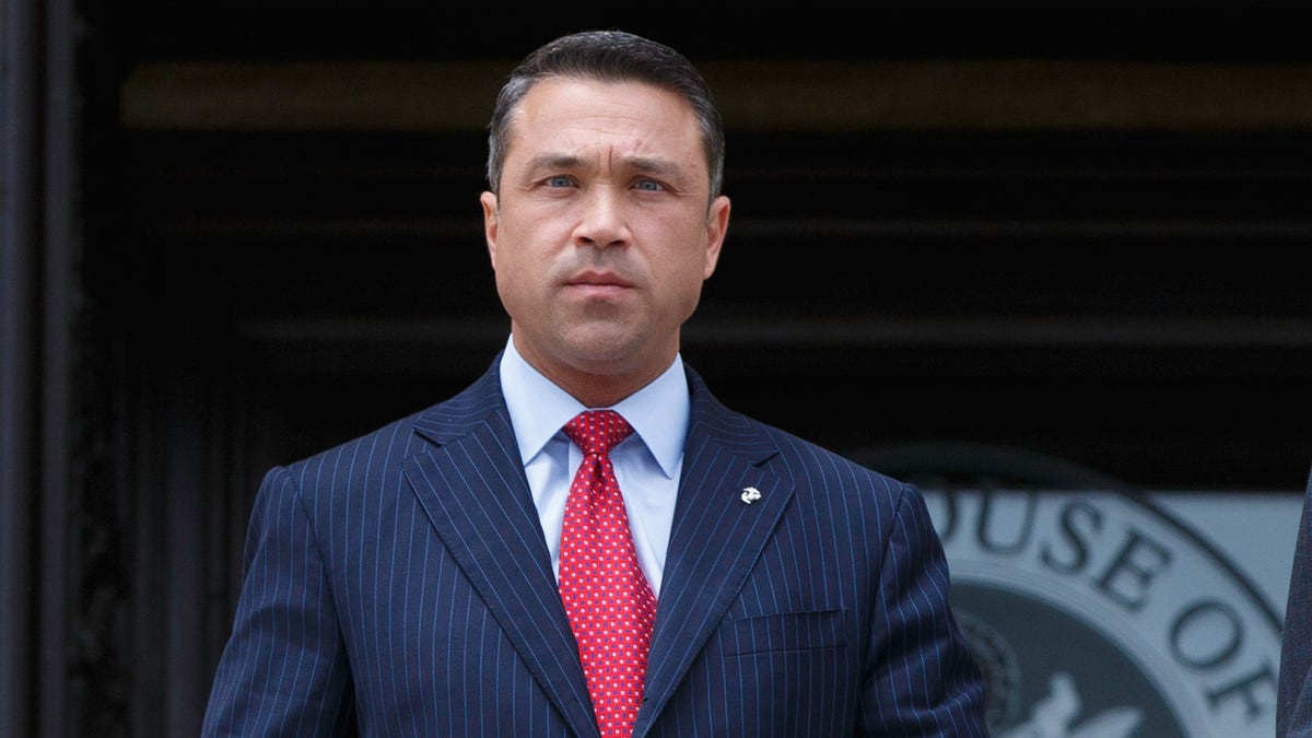 3eab2cfe-Congressman Federal Probe