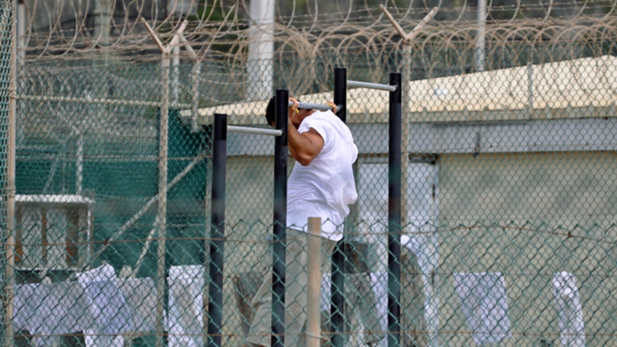 40d6ab27-GUANTANAMO