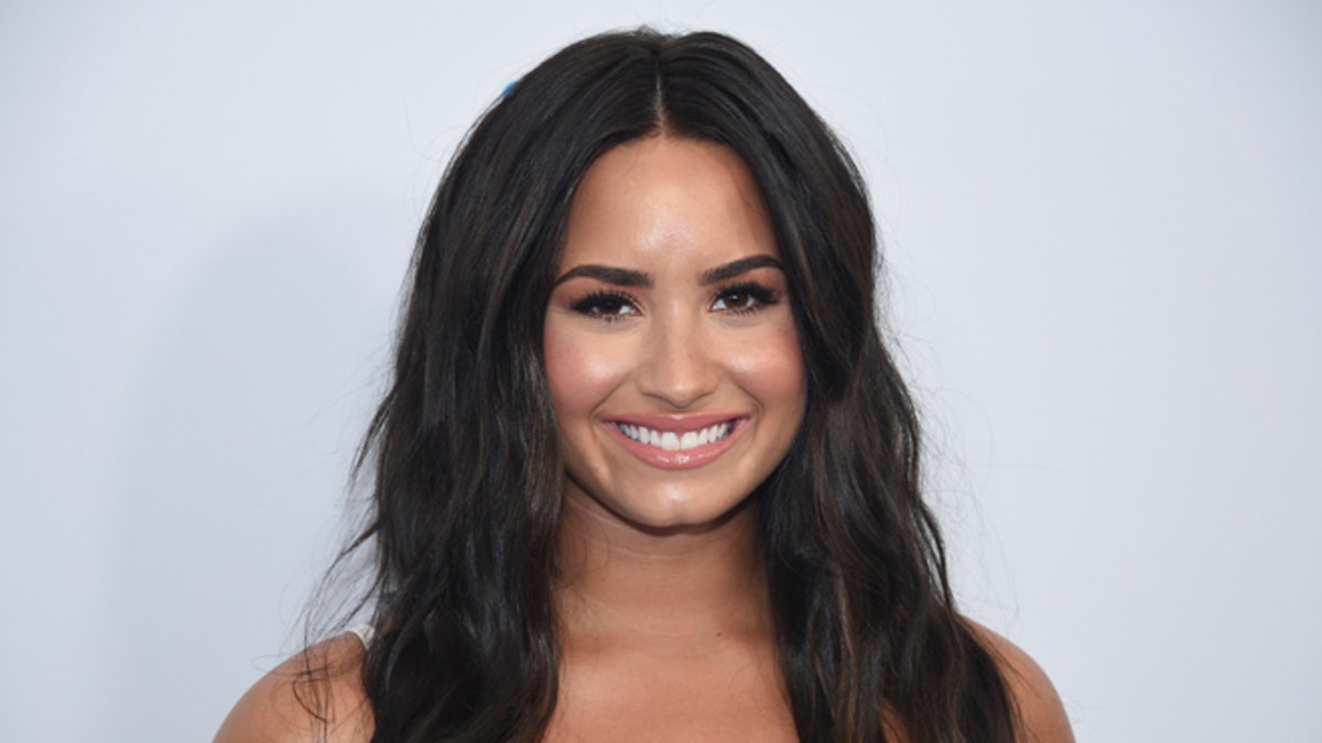 demi