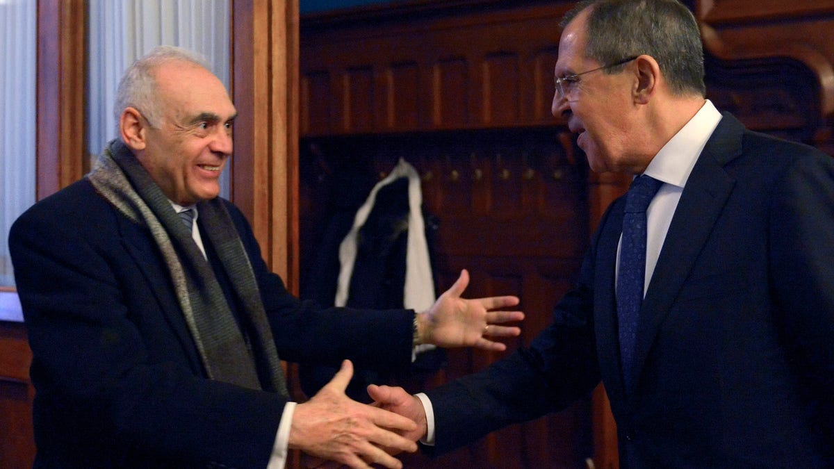 98ea5fc2-Russia Egypt