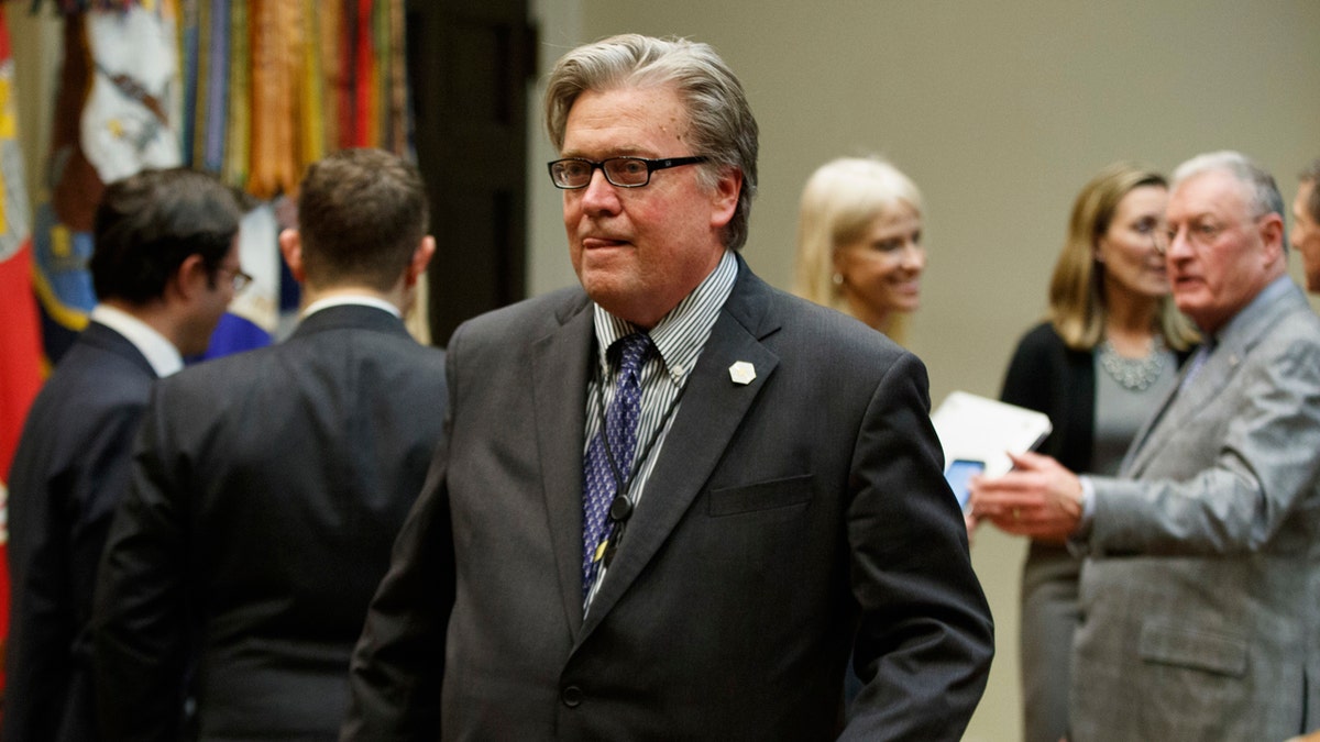 Steve Bannon AP