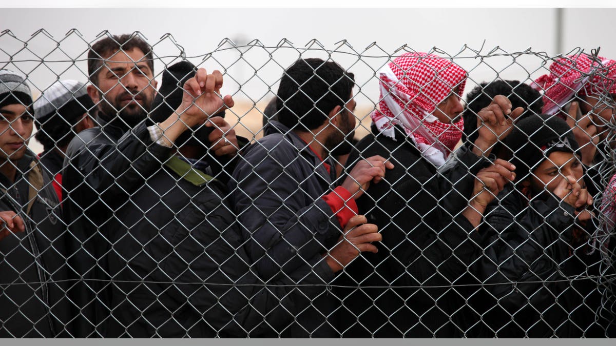 f953ea50-Mideast Jordan Syria Recruiting the Rebels