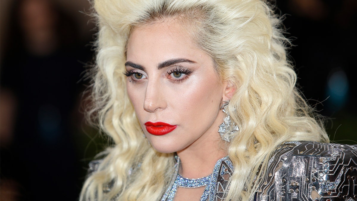 How To Get Gaga's Golden Globes Hair – Joico