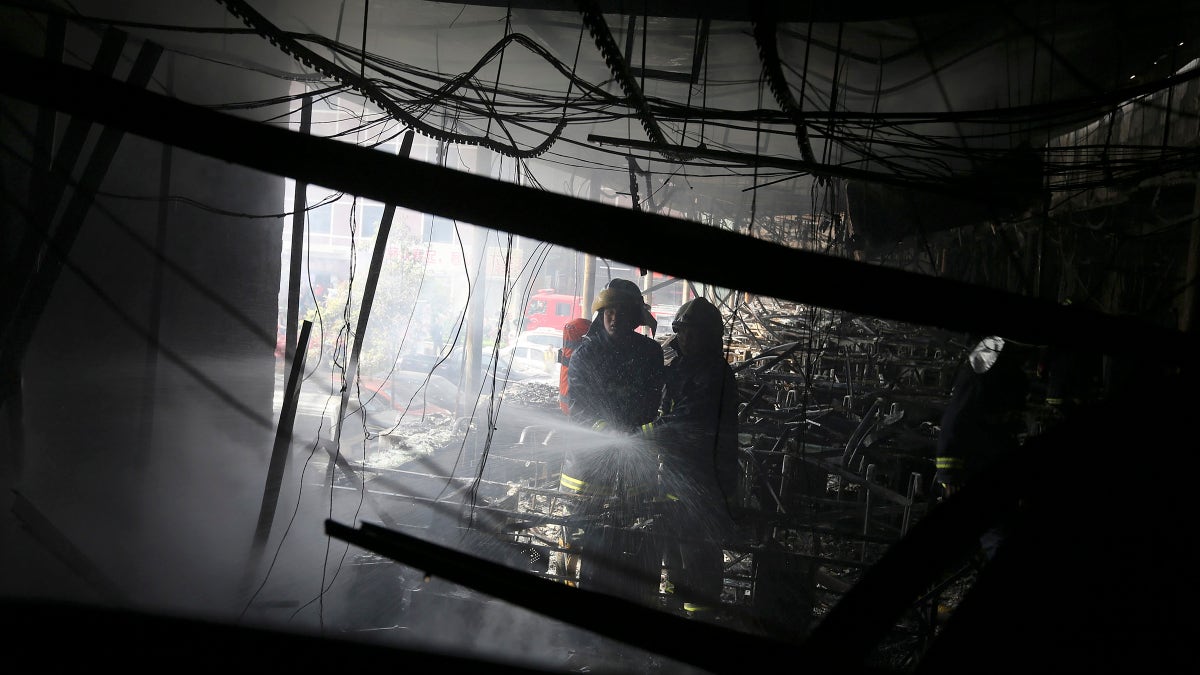 1393439e-China Hotel Fire