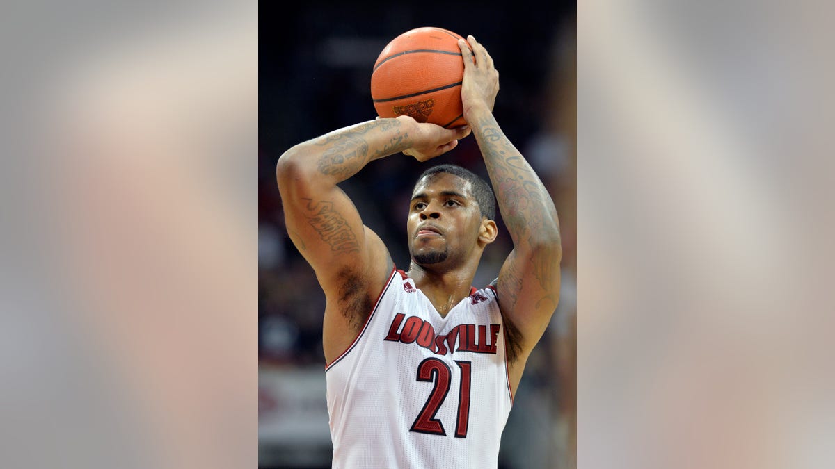 Louisville Behanan Ring Basketball