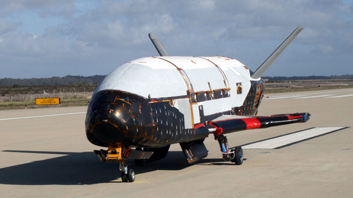56b57e3f-Military Space Plane