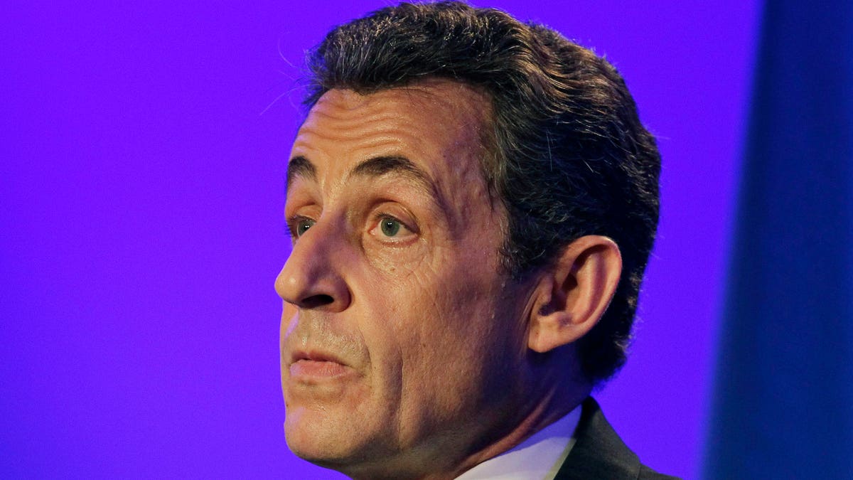 5704cc16-France Sarkozy