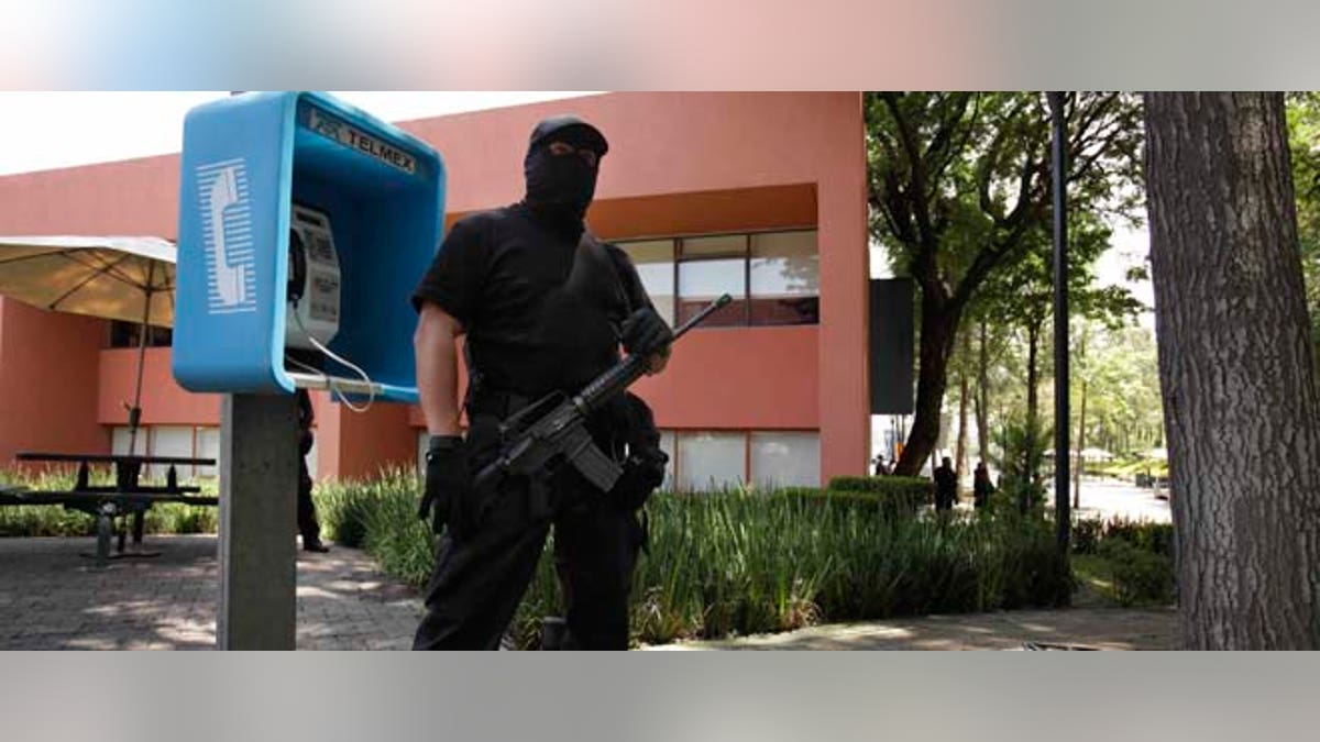 5e9ff363-Mexico Mail Bomb