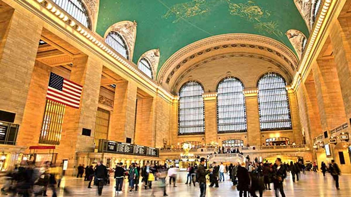 E cigarette explodes in man s pants at NYC s Grand Central Fox News