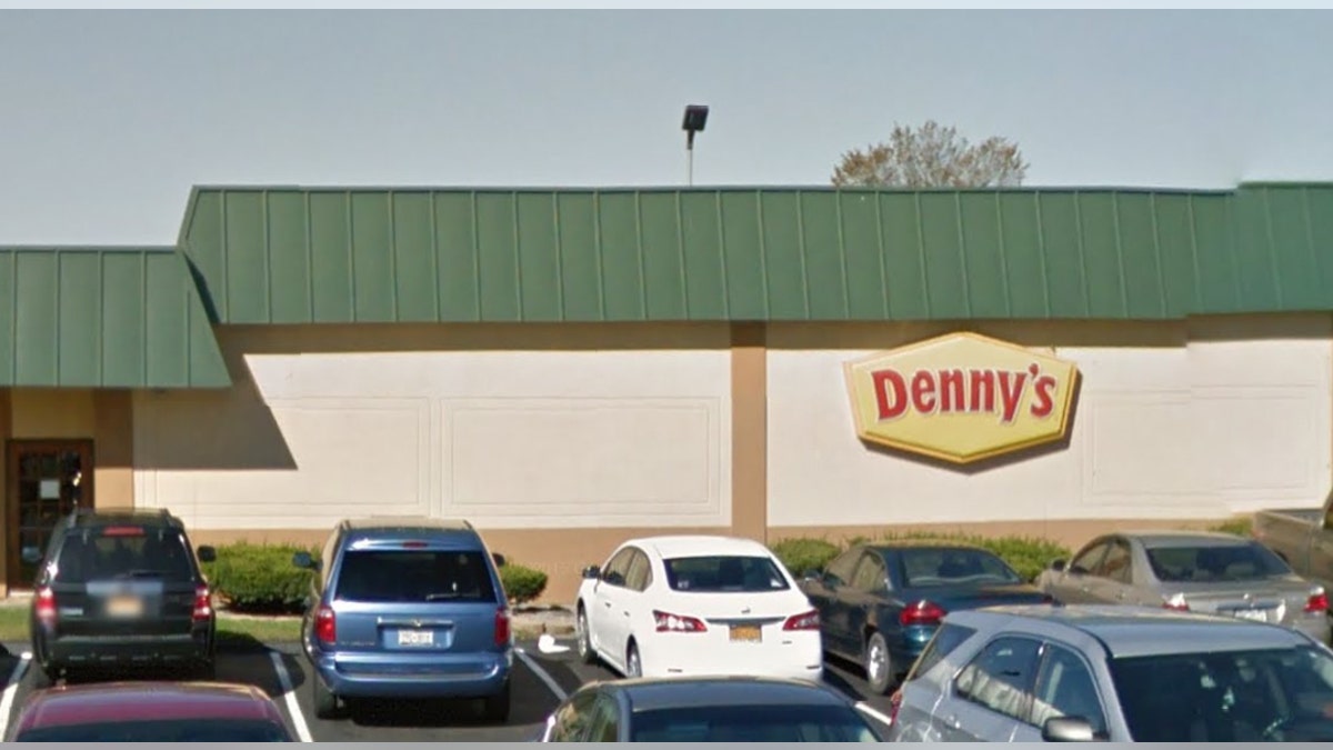 dennys rome ny google maps