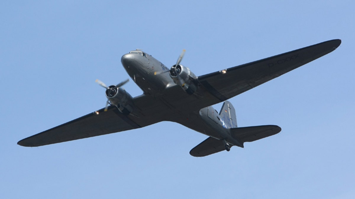 78761804SG001_Raisinbomber_