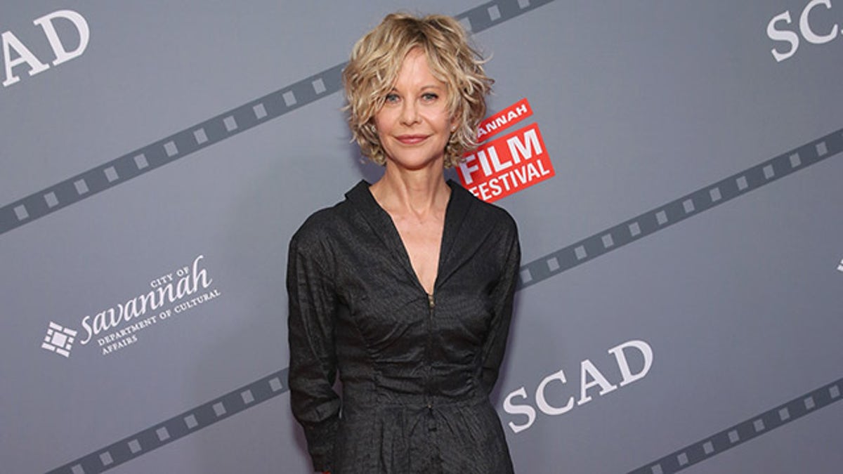 Meg Ryan Makes Rare Public Appearance With Her 15-Year-Old Daughter | Fox  News