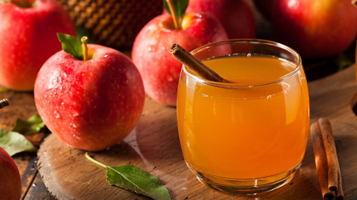Organic Apple Cider with Cinnamon