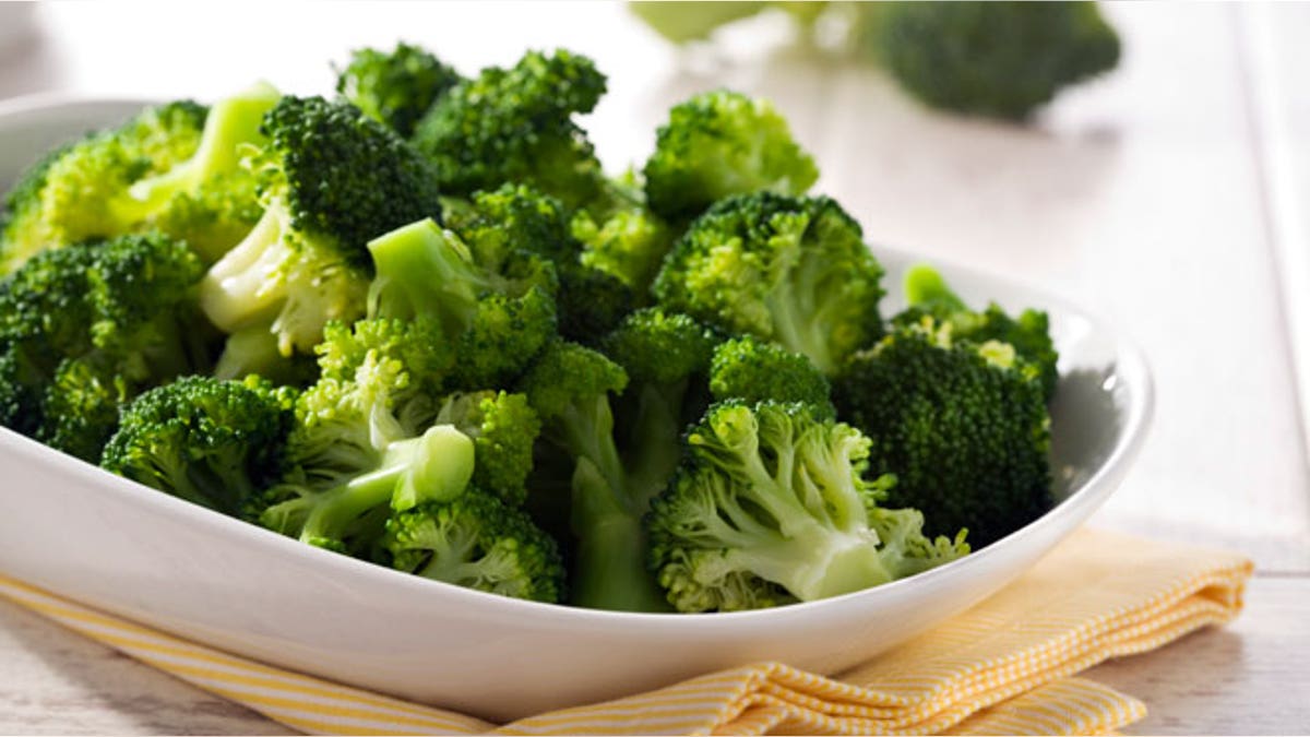 steamed broccoli