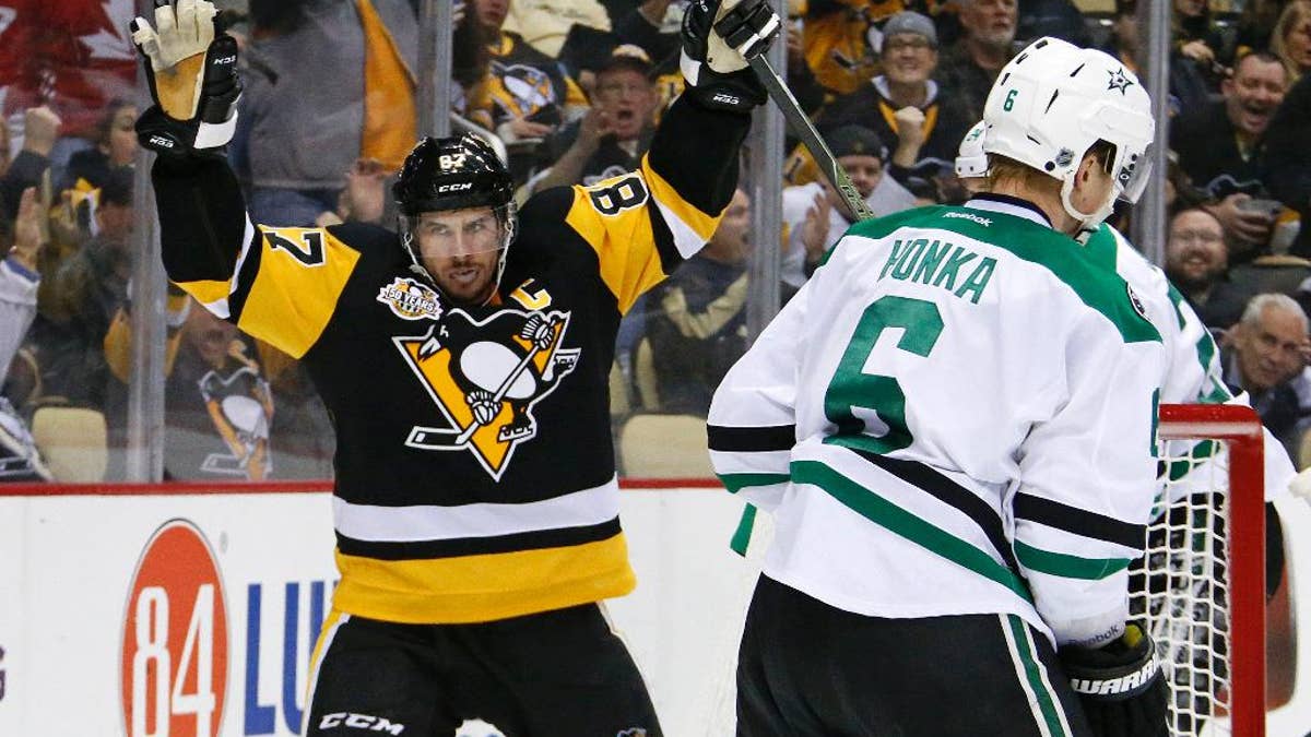 Sid’s Surge: Crosby menjadi penjaga gawang Penguins