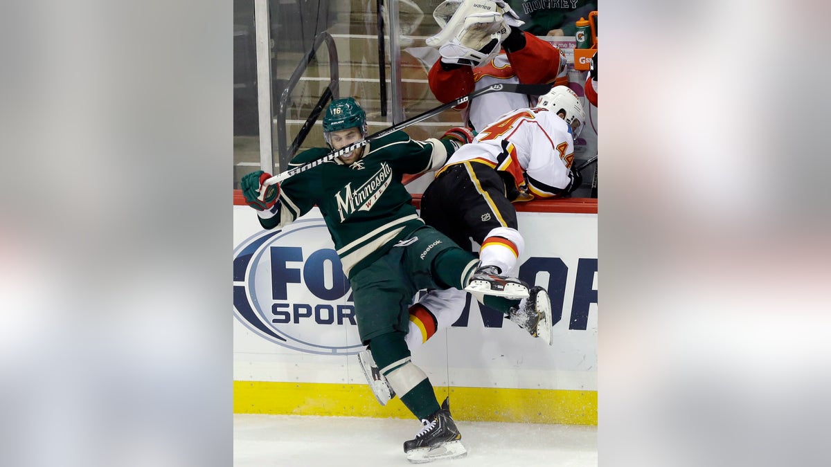 666815d9-Flames Wild Hockey