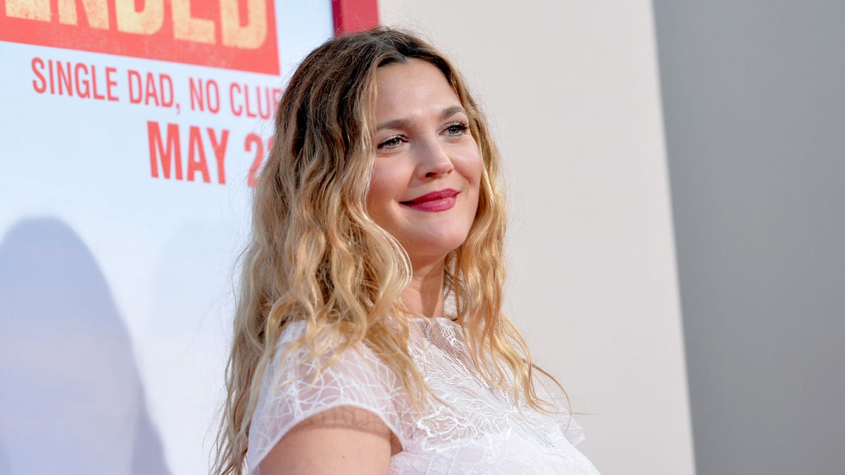 HOLLYWOOD, CA - MAY 21: Actress Drew Barrymore attends the Los Angeles premiere of 