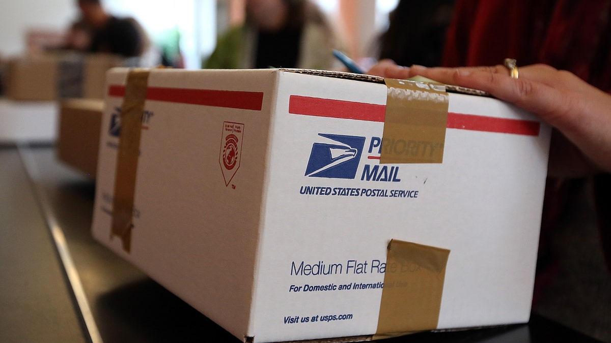 7c478162-158638403JS003_Post_Offices