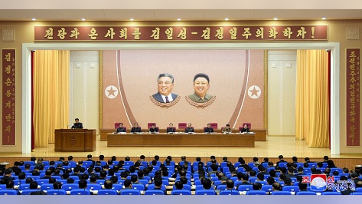 838955ed-NORTHKOREA-POLITICS/