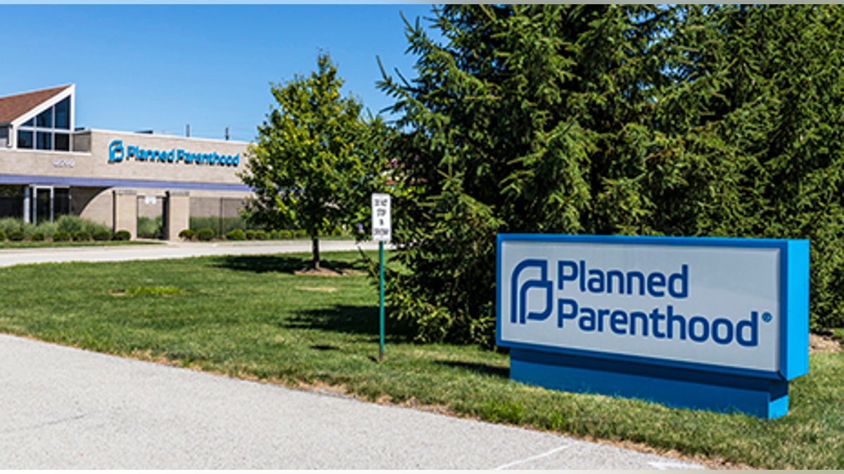 91810191-planned parenthood