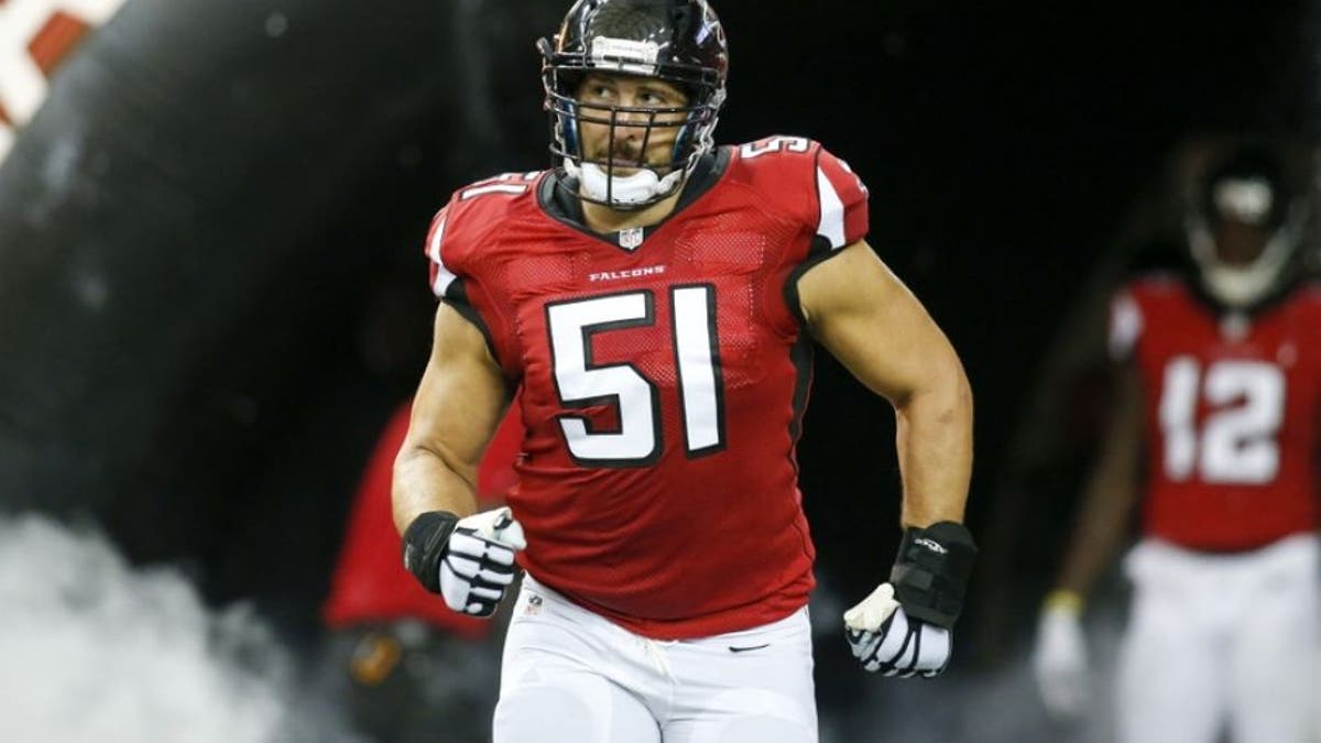 Falcons center Alex Mack to play in Super Bowl despite fractured