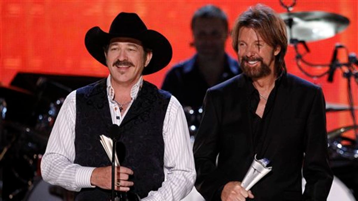 998ef93a-Music-Brooks and Dunn