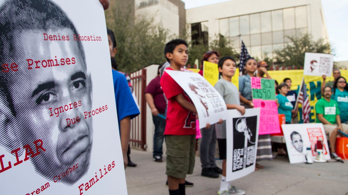 9a438ab2-Immigration