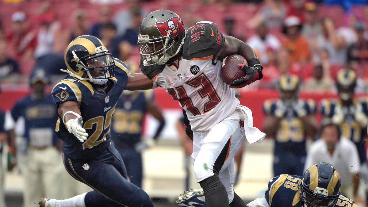 Running back Bobby Rainey making most of opportunity with Tampa